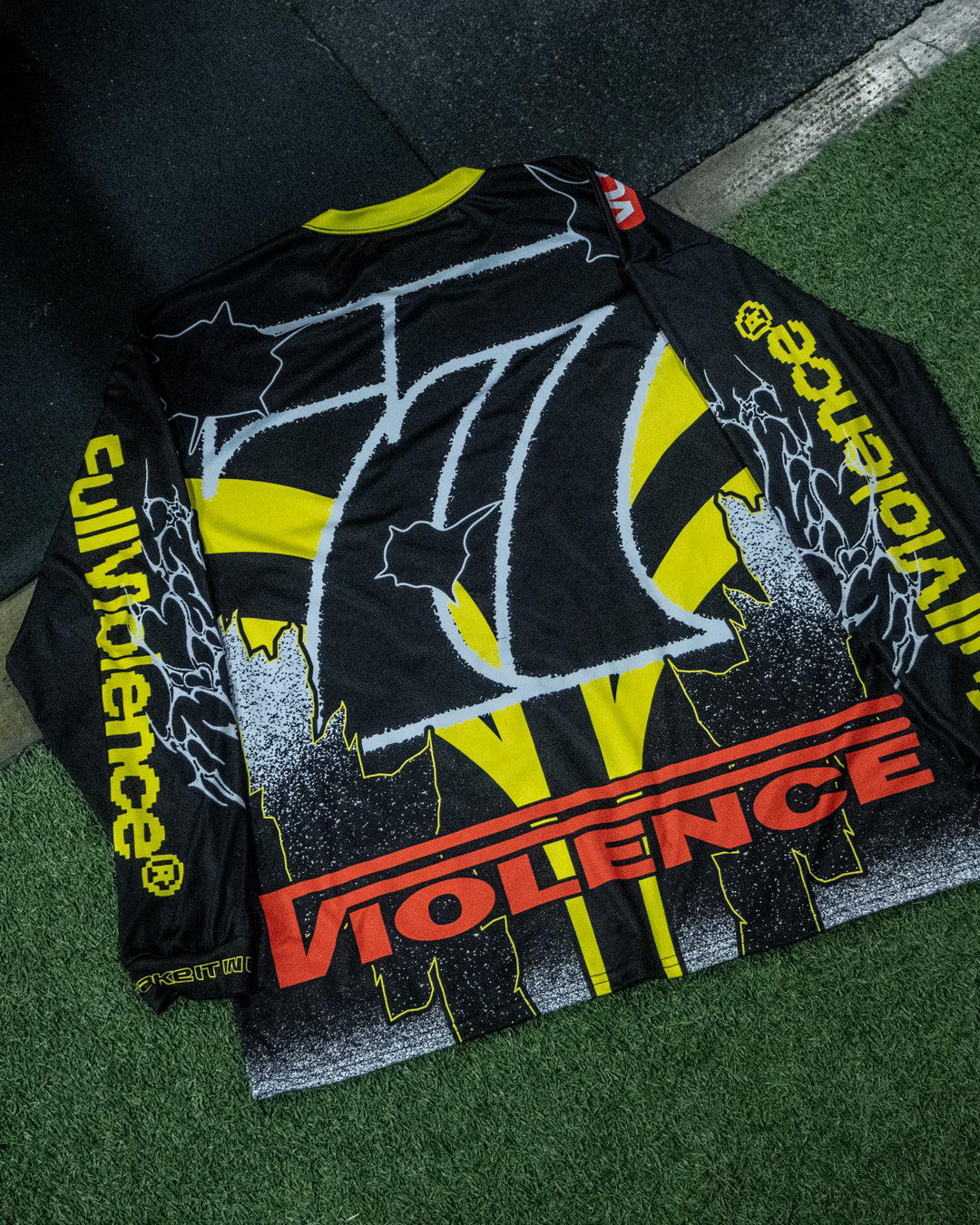 FV Cyber Long Sleeve in Black/Yellow